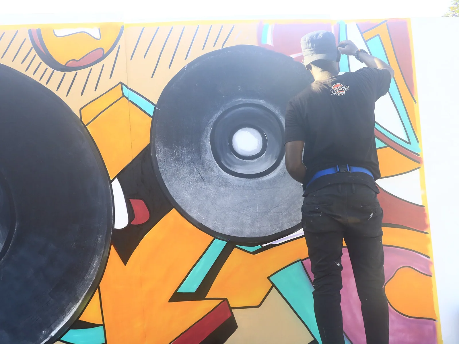 Création artistique photographiée au village du MASA 2026